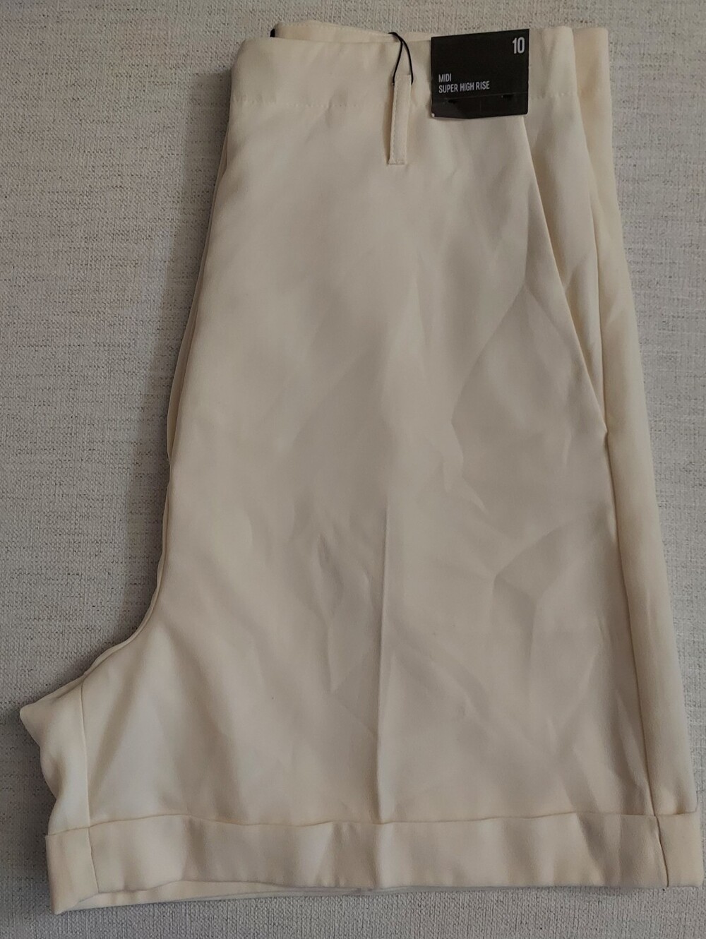 Classic Cream High-Rise Womens Shorts B-260